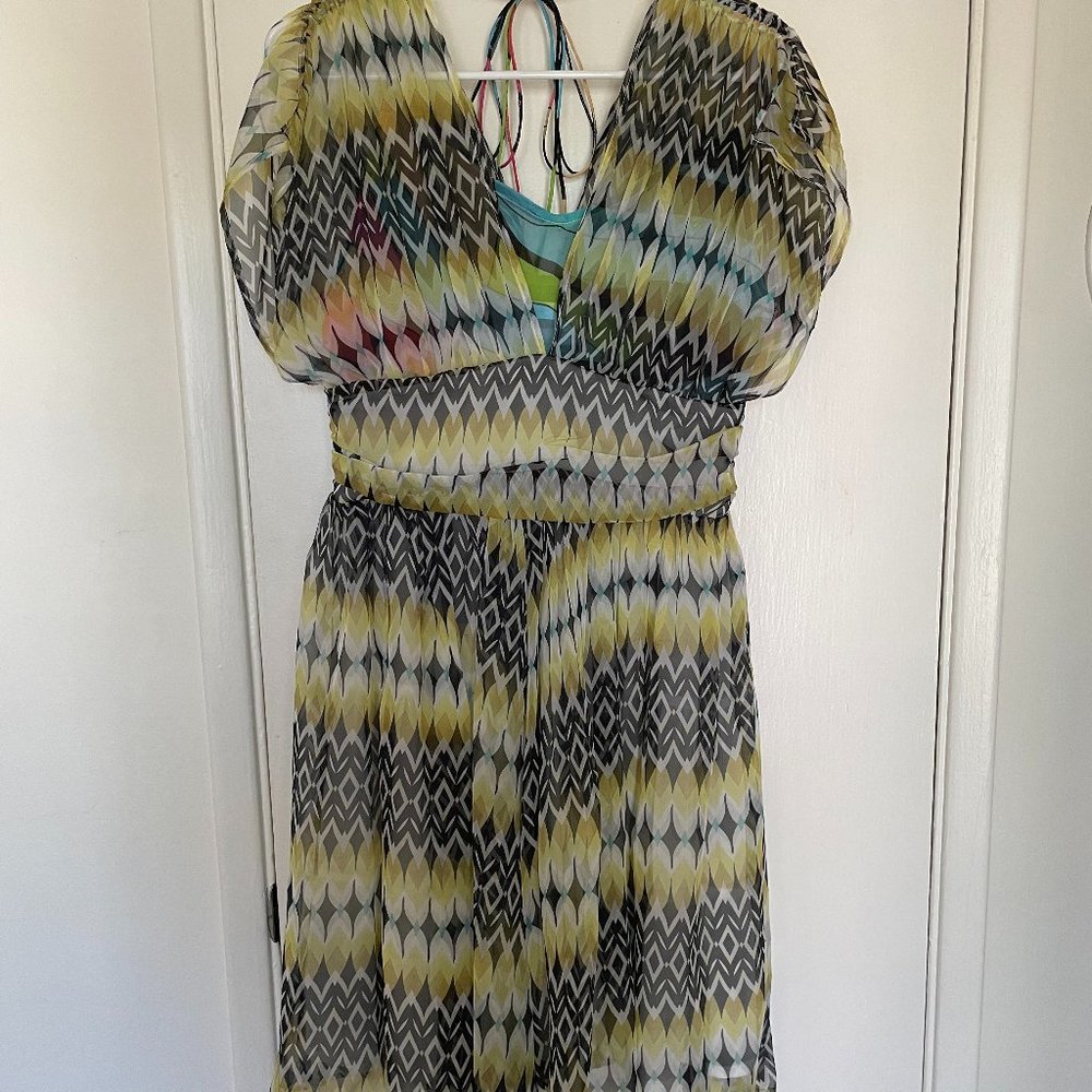 Beautiful 100% Silk Vintage Authentic Chloe Knee Length Dress Size Medium
